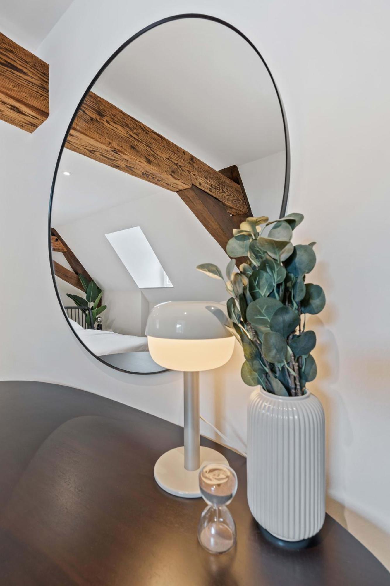 Elegant Clausen Apartment With King Bed & Wifi Lussemburgo Esterno foto