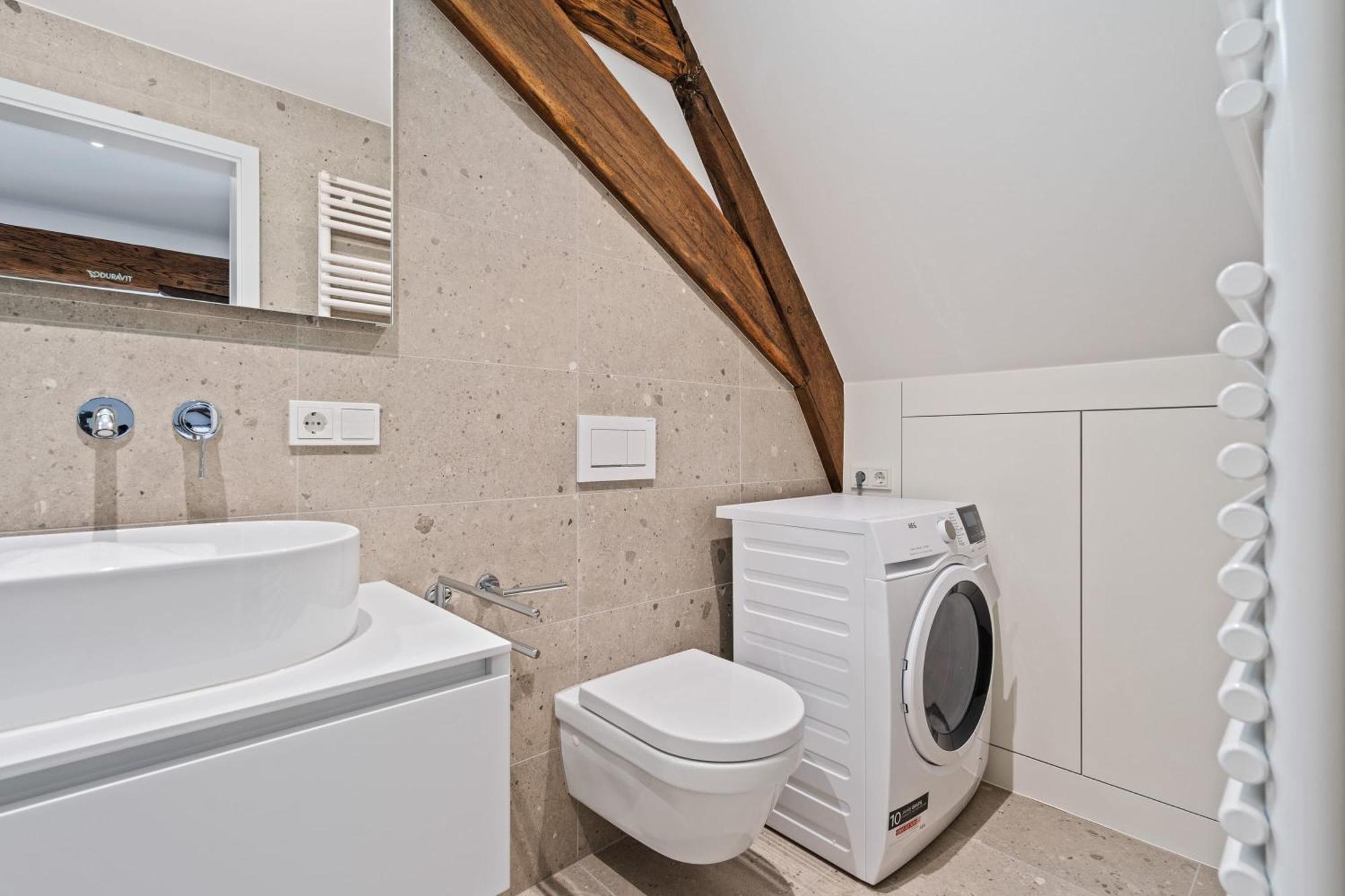 Elegant Clausen Apartment With King Bed & Wifi Lussemburgo Esterno foto