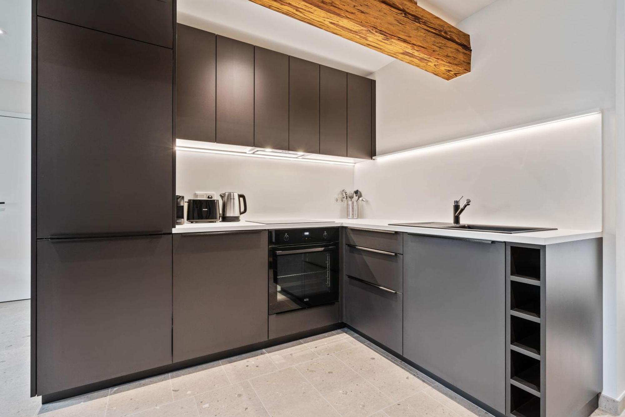Elegant Clausen Apartment With King Bed & Wifi Lussemburgo Esterno foto