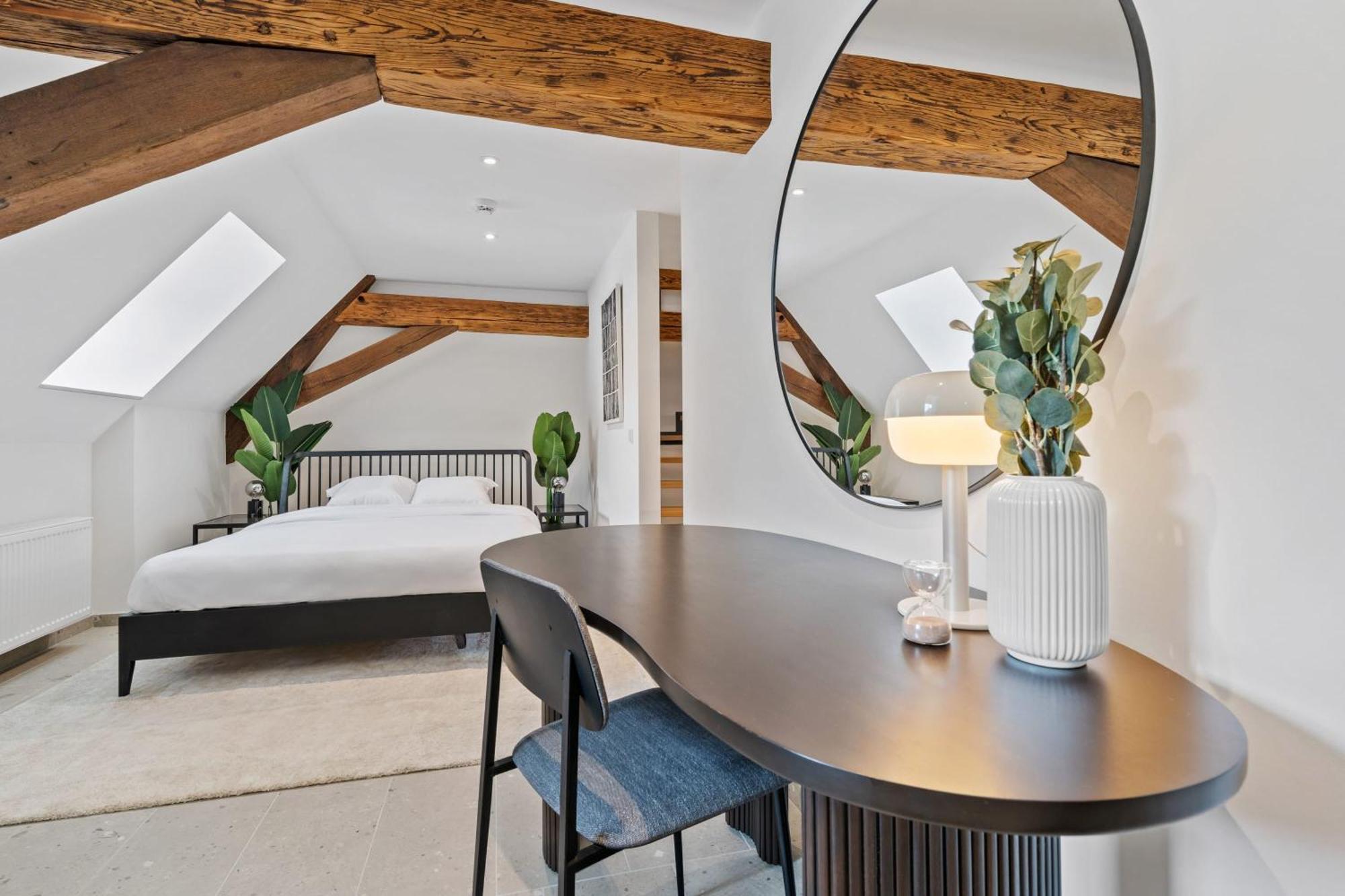 Elegant Clausen Apartment With King Bed & Wifi Lussemburgo Esterno foto